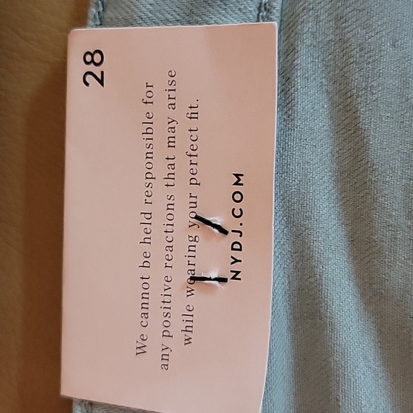 NYDJ Curves 360 Jeans Strech Plus 28 Light Green NWT - Picture 4 of 6
